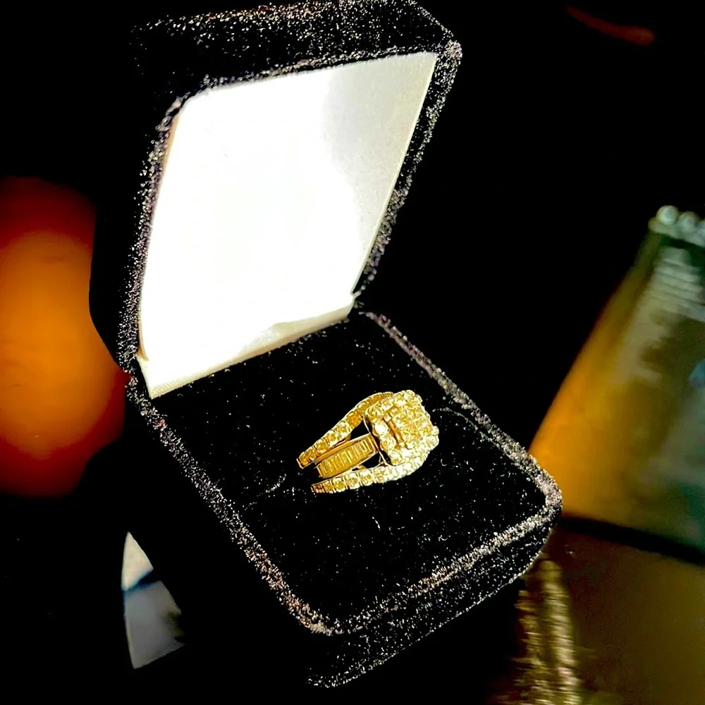 Ring - Picture 7 of 8